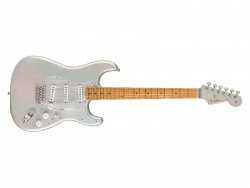 FENDER H.E.R. Stratocaster, Maple Fingerboard, Chrome Glow