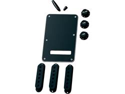 FENDER Accessory Kit Strat - black - sada plastových krytů | Kryty kytarových snímačů a pružin tremola